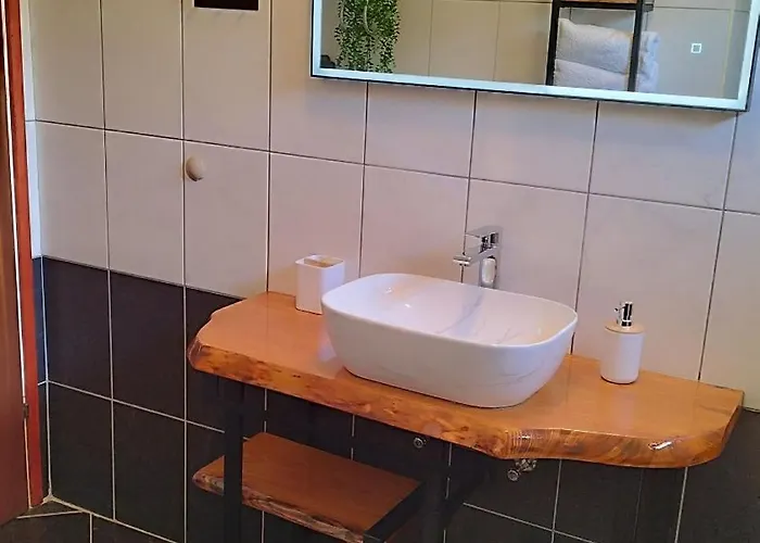 Grbac Veli Rat-seaside Apartmán *