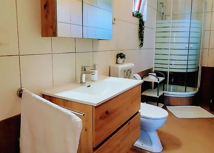 Grbac Veli Rat-seaside Veli Rat