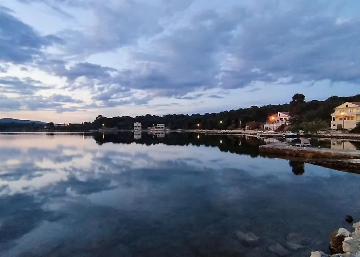 Grbac Veli Rat-seaside Apartmán Veli Rat