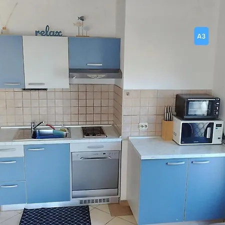 Josef Apartment Veli Rat