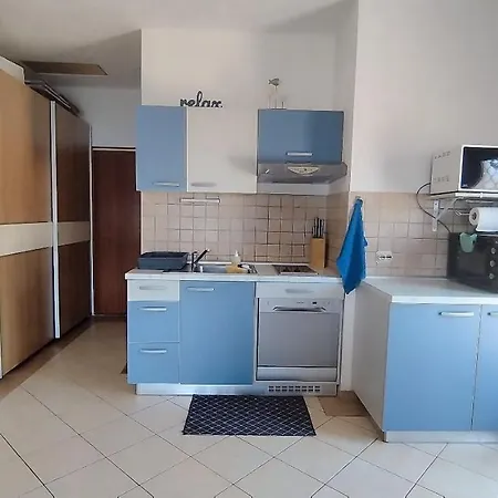 公寓 Grbac Veli Rat-seaside *