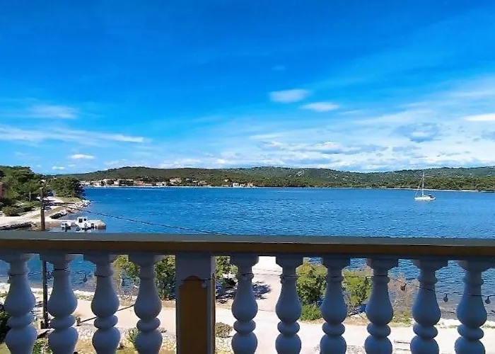 شقة Grbac Veli Rat-seaside *