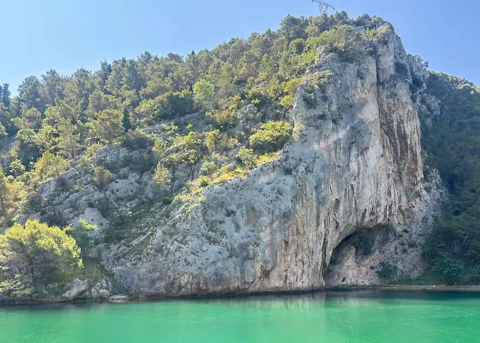 Grbac Veli Rat-seaside شقة