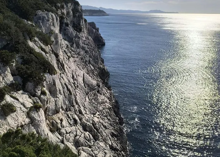 شقة Grbac Veli Rat-seaside *